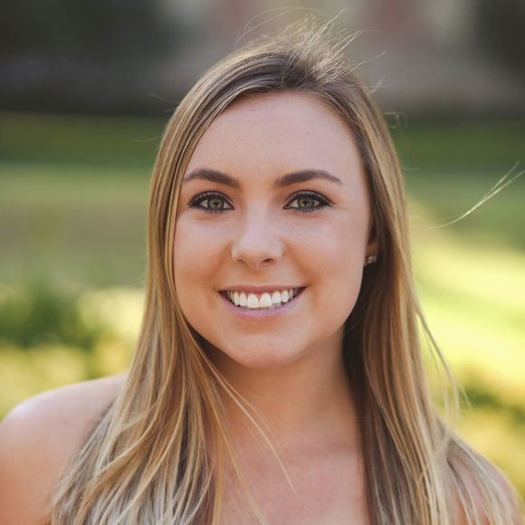 Meet your Posher, Keirsten - Picture 1 of 1